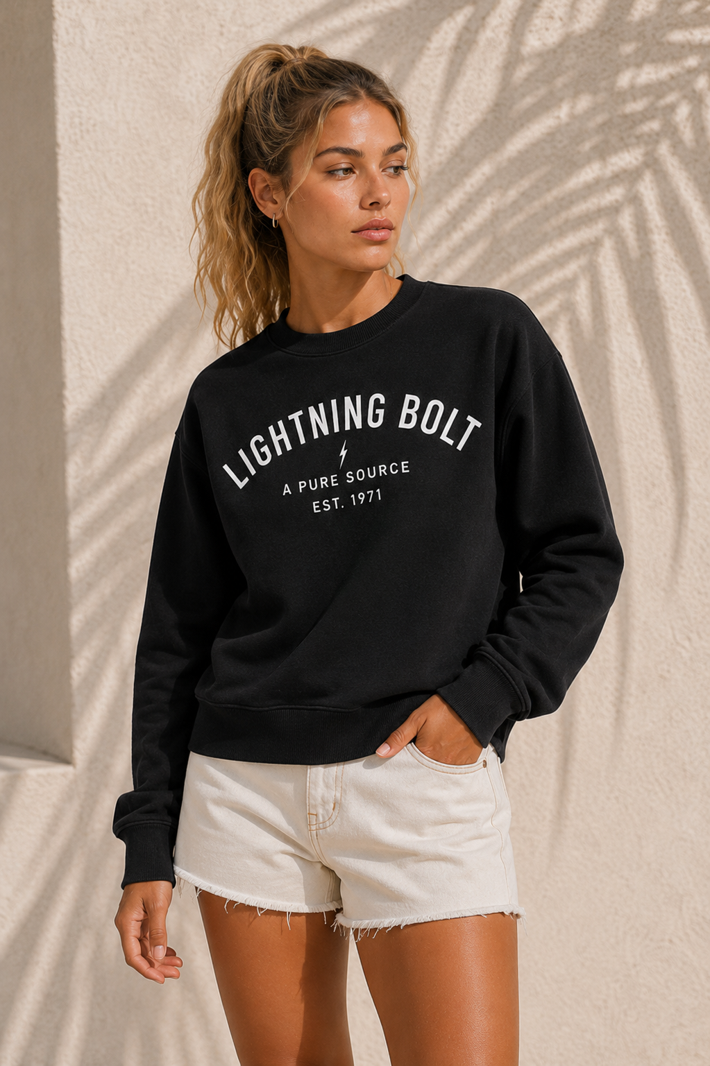 Pigment Black 1971 Crew - front female
