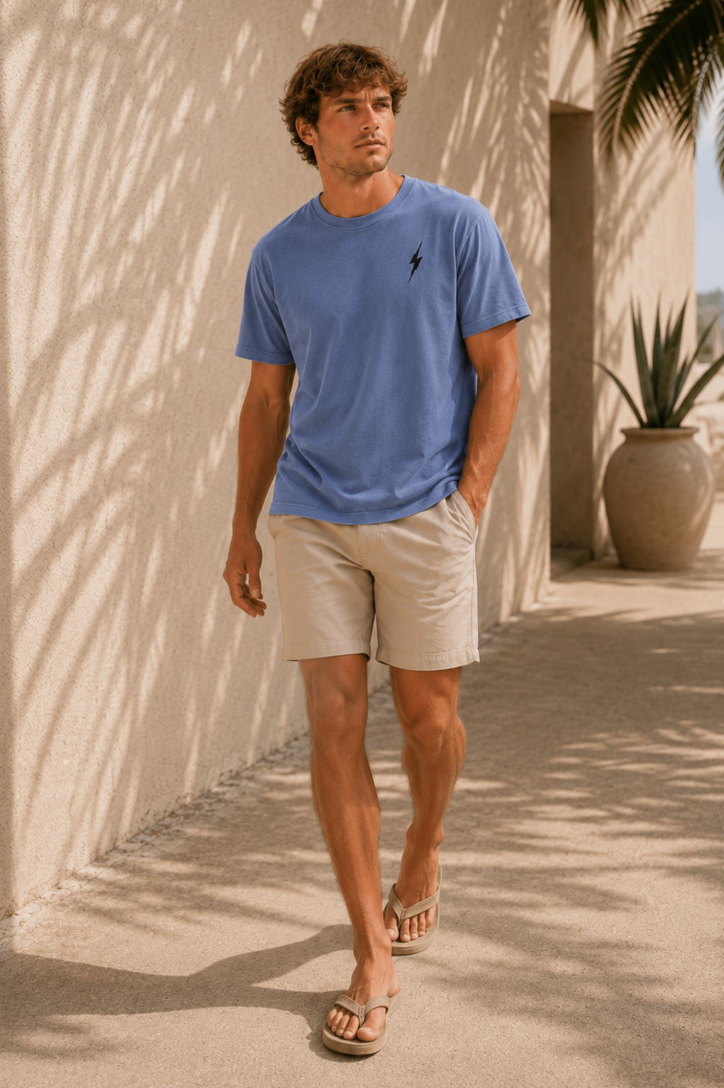 Pigment Blue Haze 1971 Tee - walking male