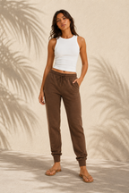 Pigment Clay Classic Bolt Jogger - female front